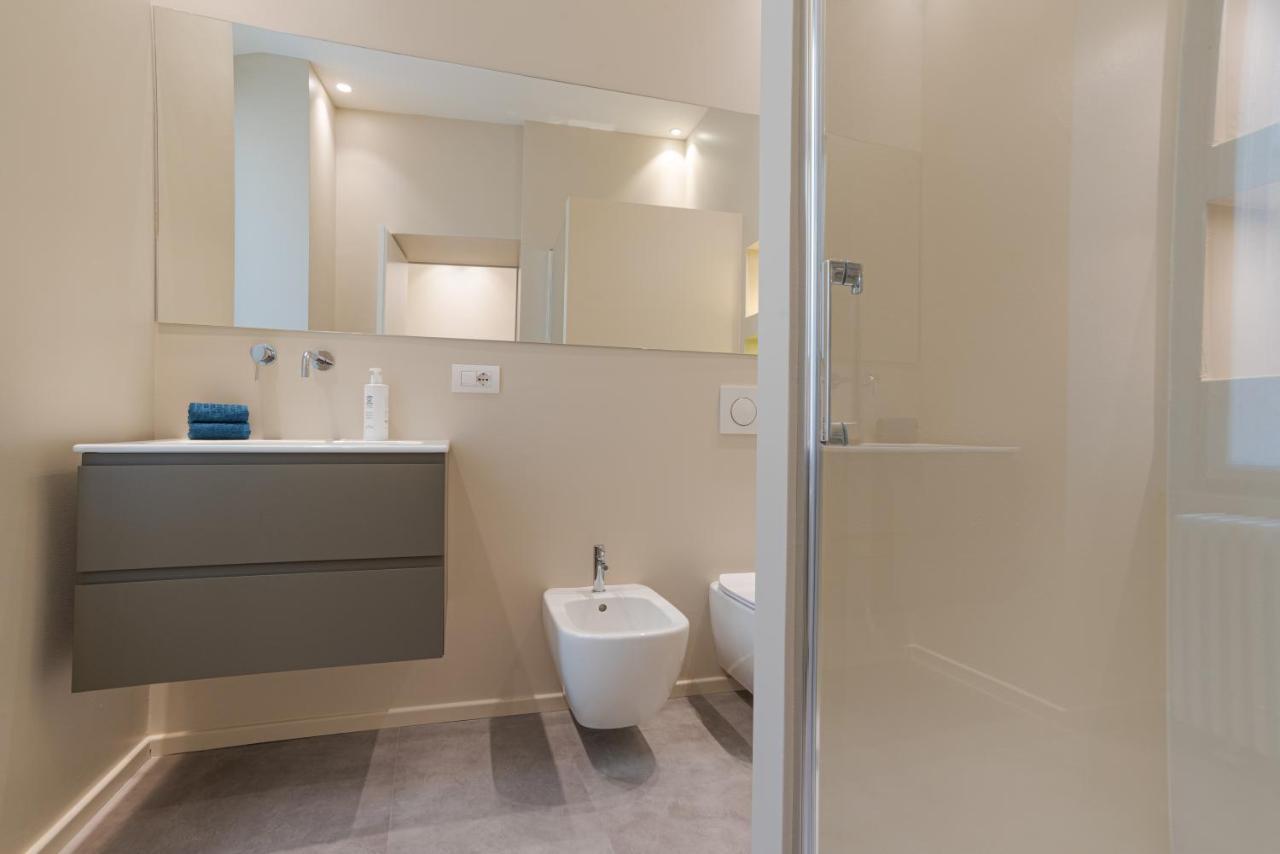 Suite Del Vescovo - By Myhomeincomo Exterior foto